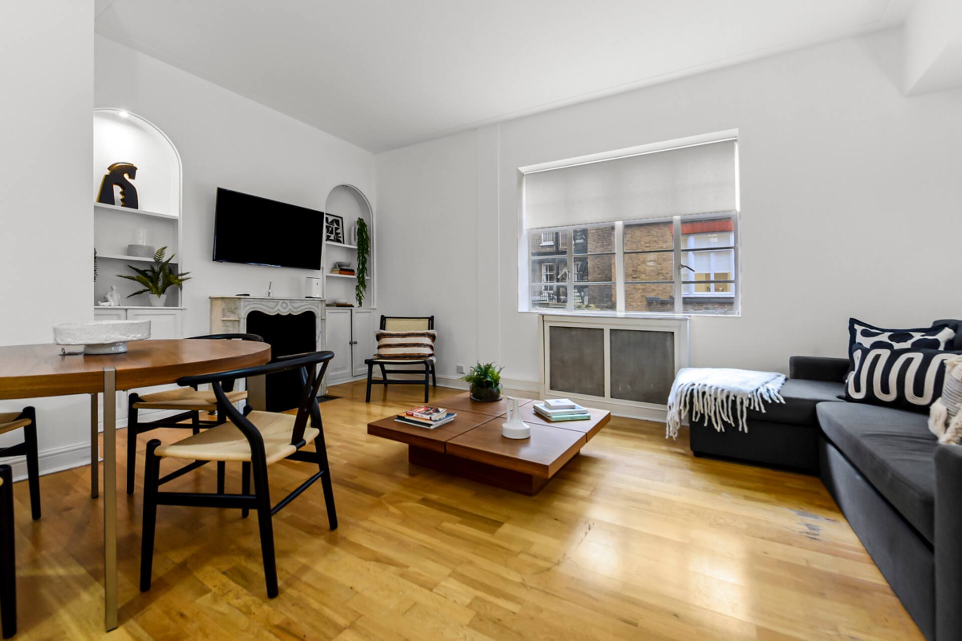 2 Bed Apartment- Mayfair (1)