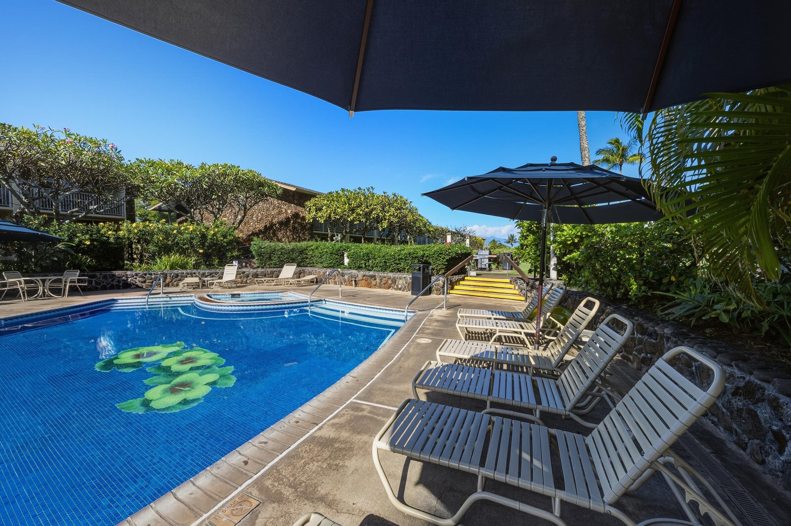 Condo in Lahaina · ★5.0 · 1 bedroom · 2 beds · 1 bath - Image 61