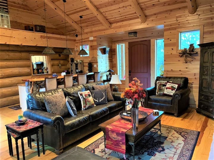 Ev Charger Chk In/out 1pm Lux Log Home W/ Hot Tub - Show Low, AZ