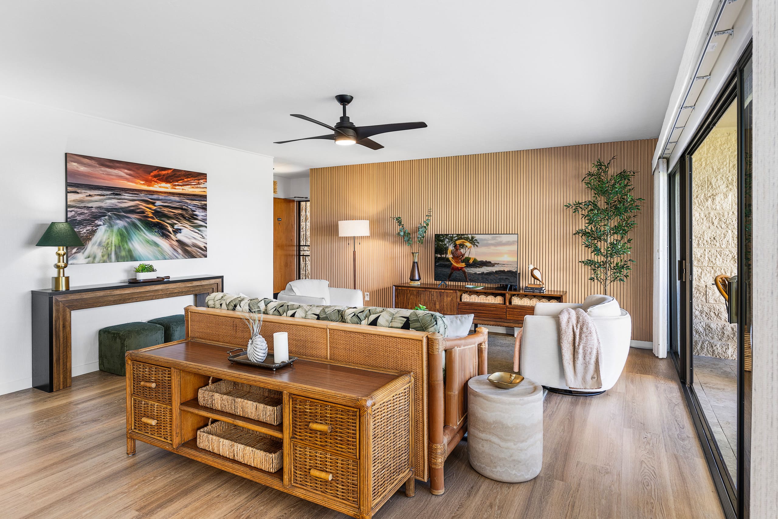 Condo in Kailua-Kona · ★4.8 · 2 bedrooms · 3 beds · 2 private baths - Image 4