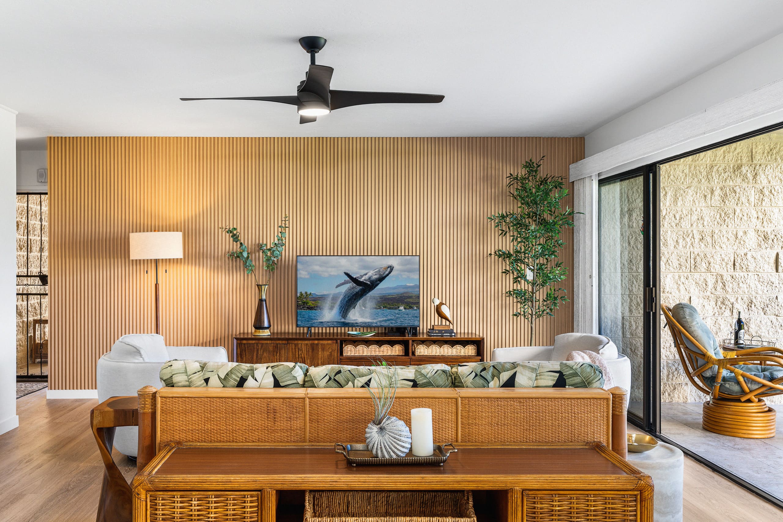 Condo in Kailua-Kona · ★4.8 · 2 bedrooms · 3 beds · 2 private baths - Image 3