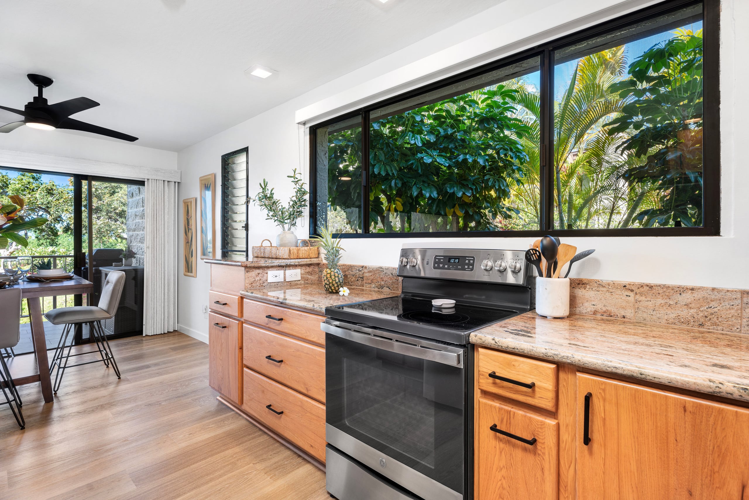 Condo in Kailua-Kona · ★4.8 · 2 bedrooms · 3 beds · 2 private baths - Image 20