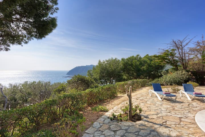 angela-villa with sea views and private pool-tamar gallery image 5