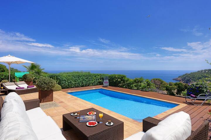 es raco – villa with sea views – begur-sa riera-co gallery image 3