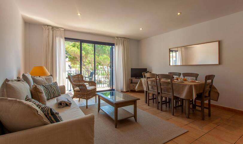 gala 4-apartment with sea views-tamariu-costa brav gallery image 3