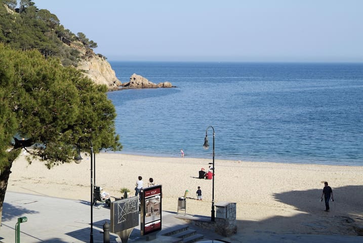 gala 4-apartment with sea views-tamariu-costa brav
