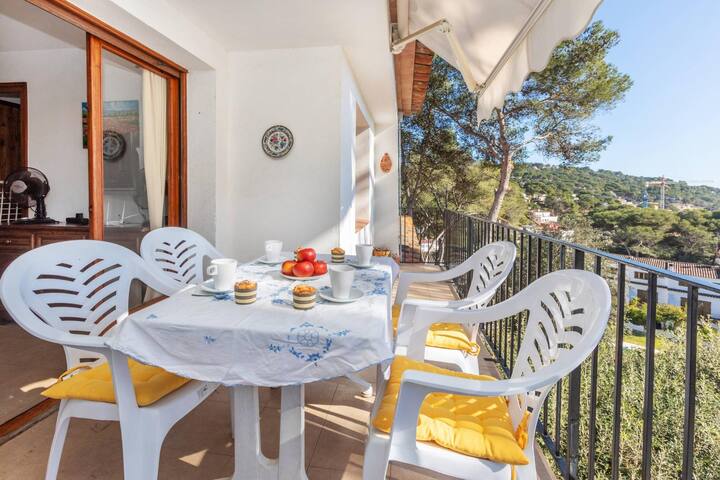 puig grui 1 – apartment in tamariu-costa brava gallery image 4