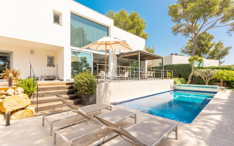 terra alta – modern house with swimming pool – tam