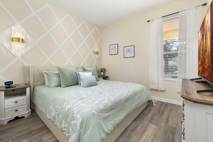 Спалня с двойно легло на първия етаж – „Вълшебни спомени“