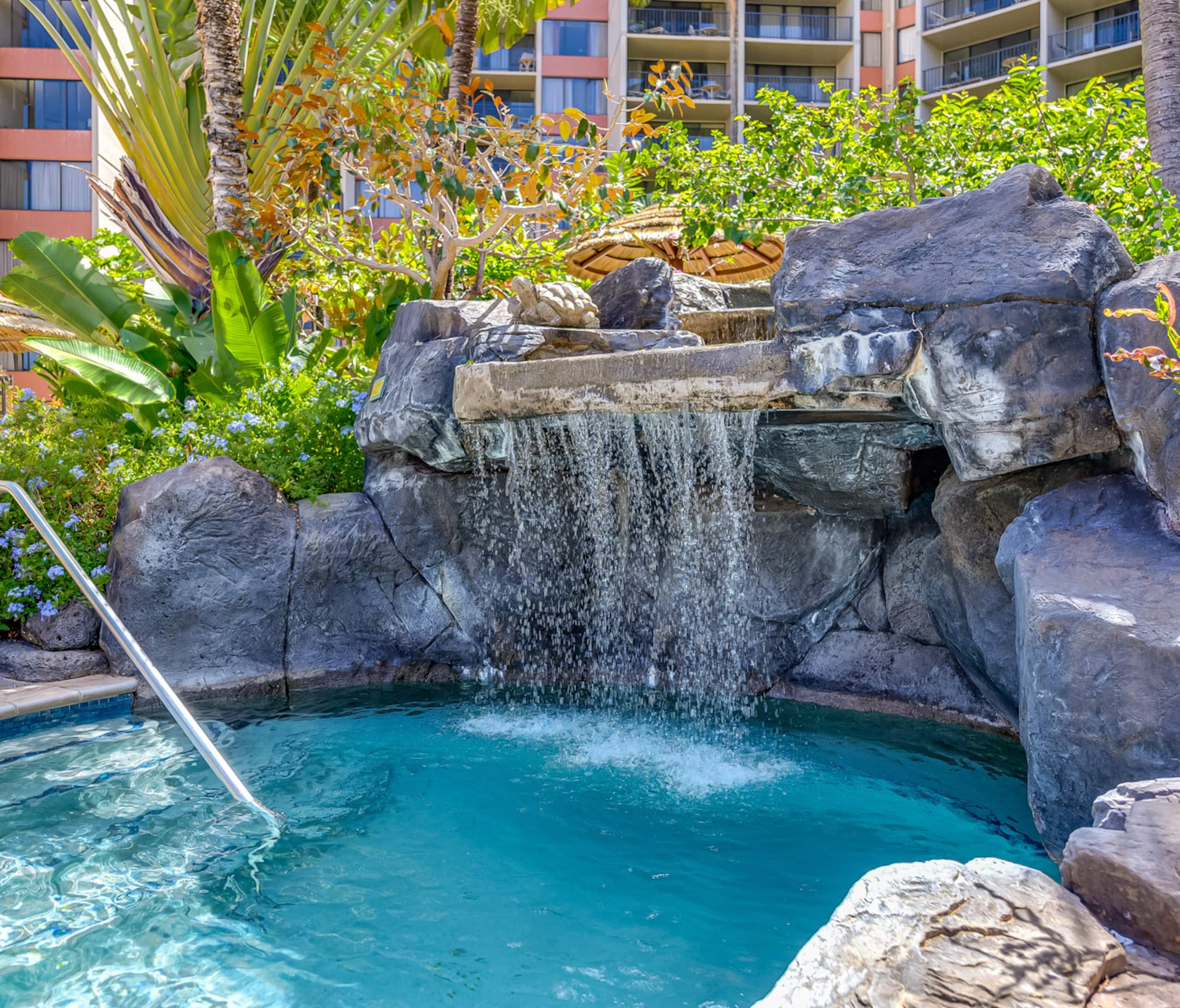 Condo in Lahaina · ★4.92 · 1 bedroom · 3 beds · 1 bath - Image 18