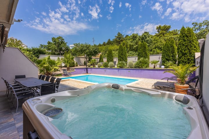 Maison De Vacances Exclusive Avec Piscine Privée, - Crikvenica
