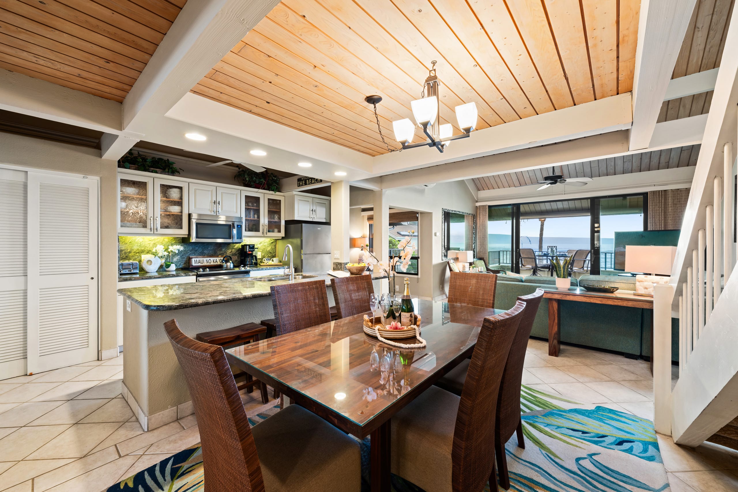 Condo in Lahaina · ★4.71 · 2 bedrooms · 4 beds · 2 baths - Image 12