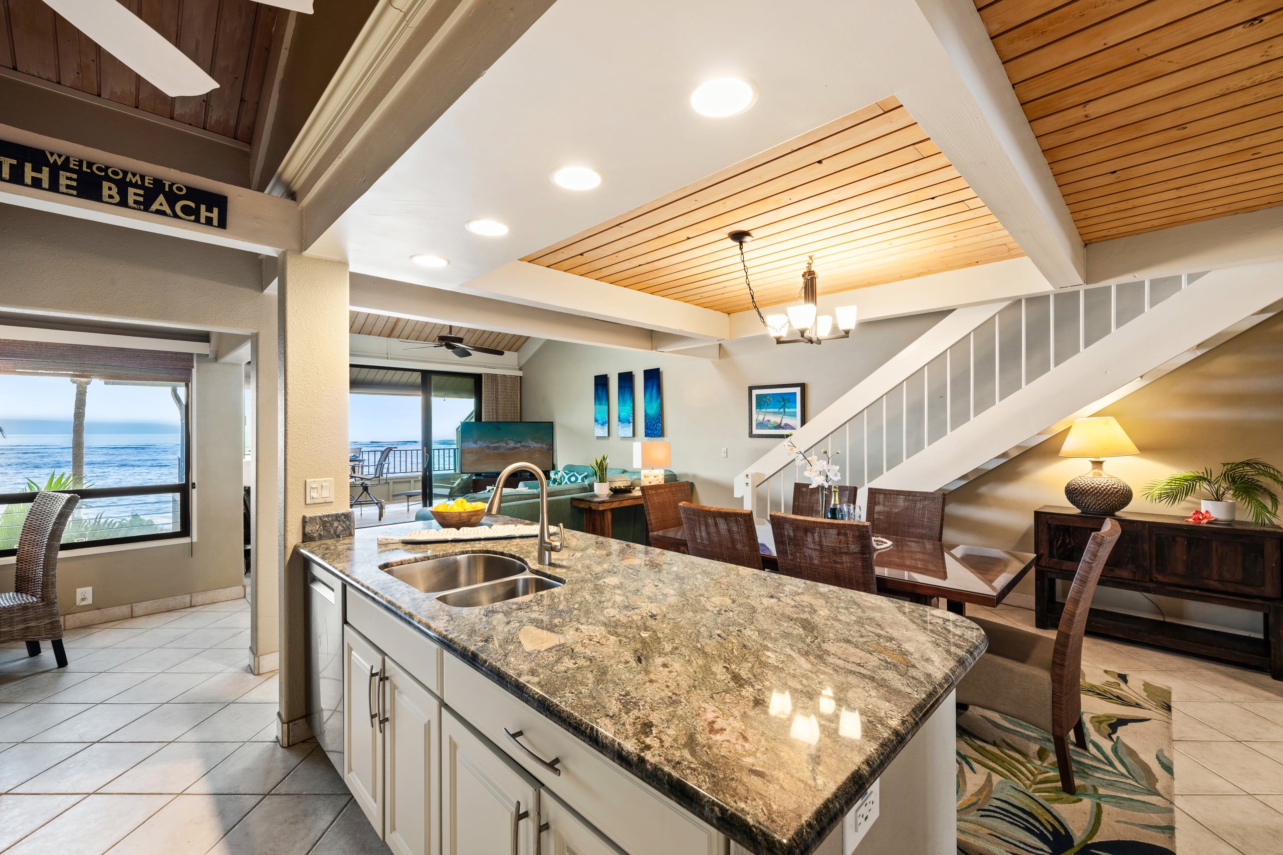 Condo in Lahaina · ★4.71 · 2 bedrooms · 4 beds · 2 baths - Image 11