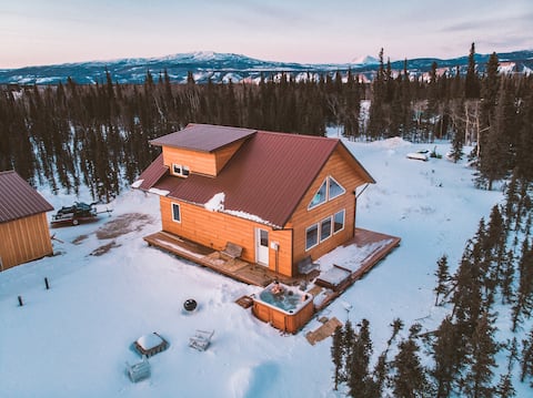 Denali Bear Cabin w/Hot Tub, Entire Cabin, Private, 3 beds