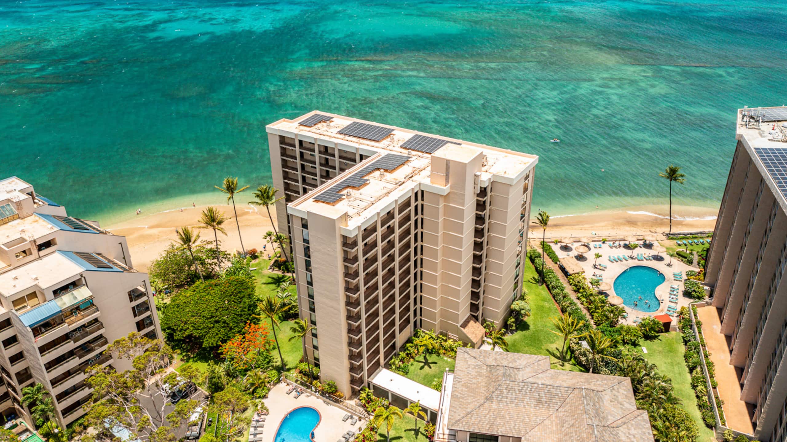 Hotel in Lahaina · ★5.0 · 1 bedroom · 2 beds · 1 bath - Image 20