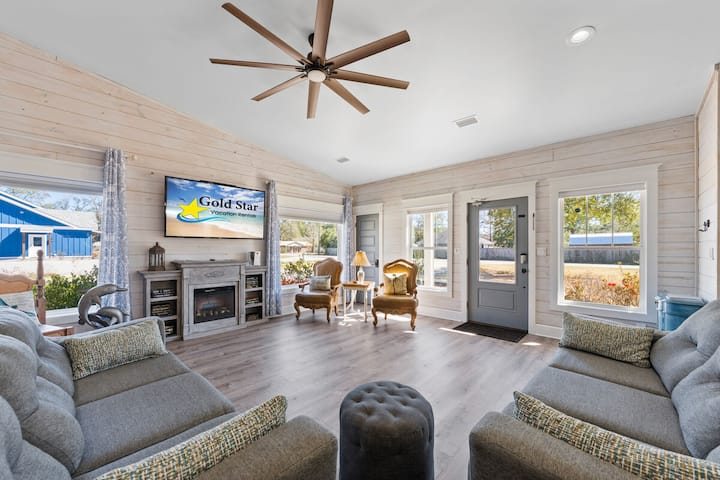 Resort Style Home Close To The Beach - Foley, AL