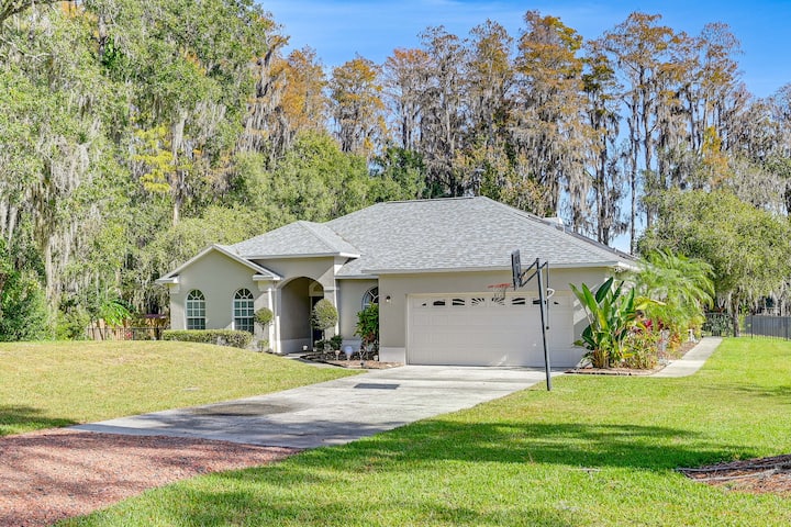 Dock, Lanai & Pool! Modern Red Bug Lake Retreat - Land O' Lakes, FL