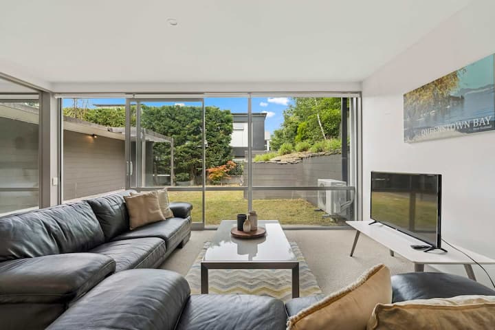 Spacious Hallenstein Retreat - 퀸스타운