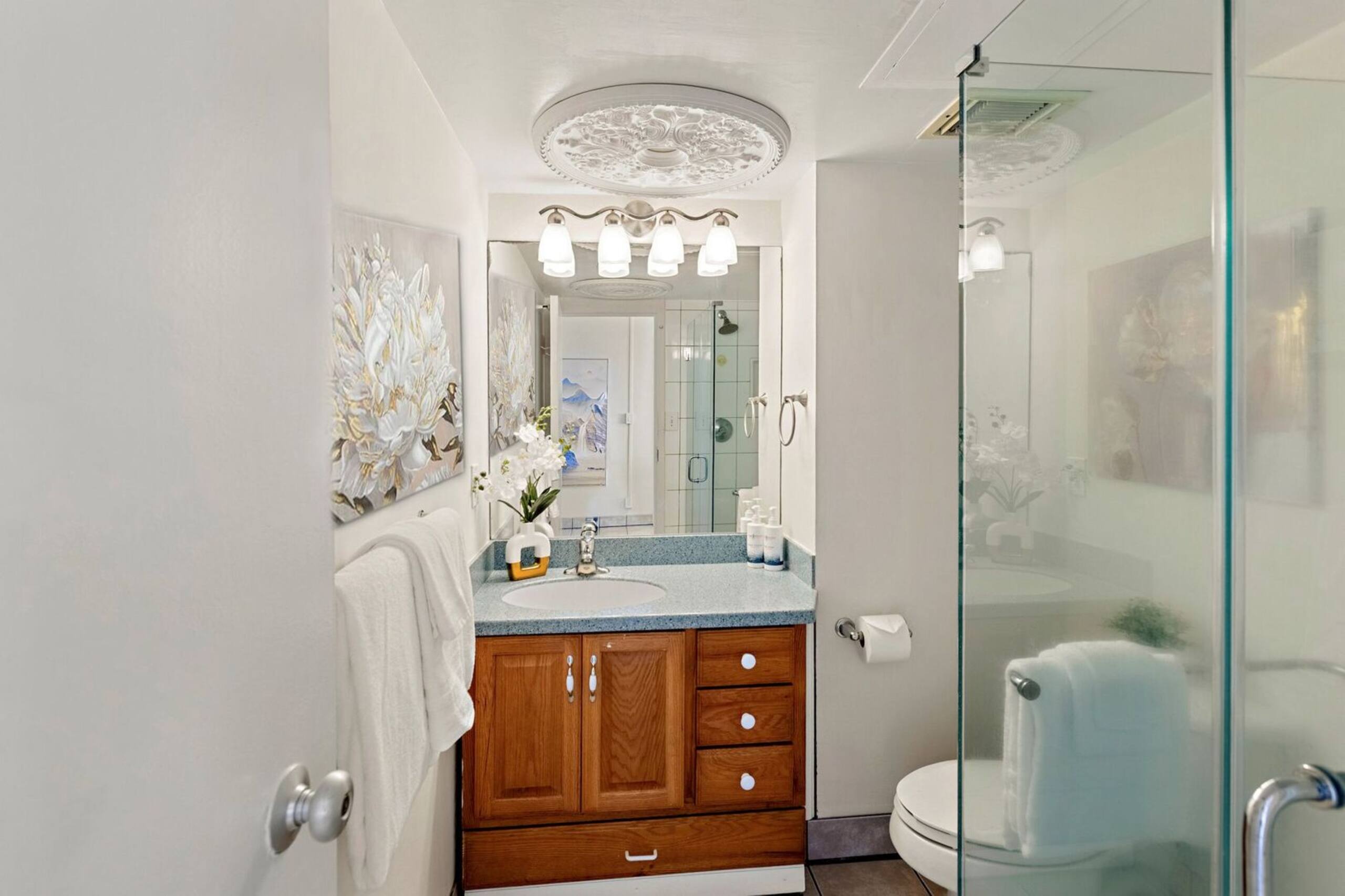 Condo in Lahaina · ★4.75 · 1 bedroom · 2 beds · 1 private bath - Image 60