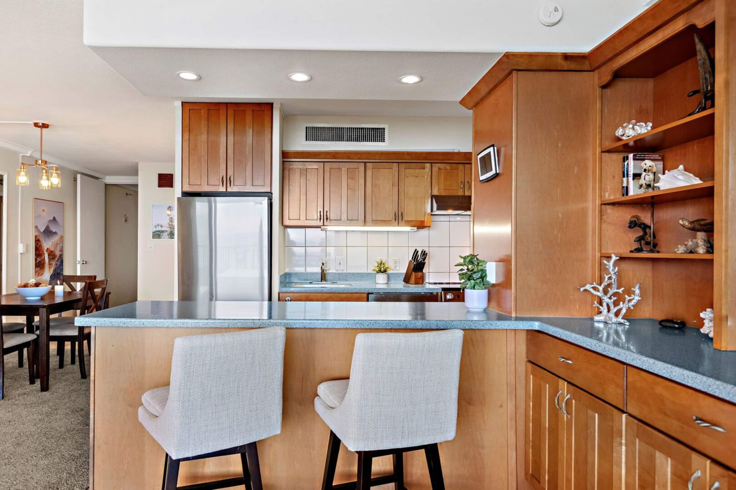 Condo in Lahaina · ★4.75 · 1 bedroom · 2 beds · 1 private bath - Image 17