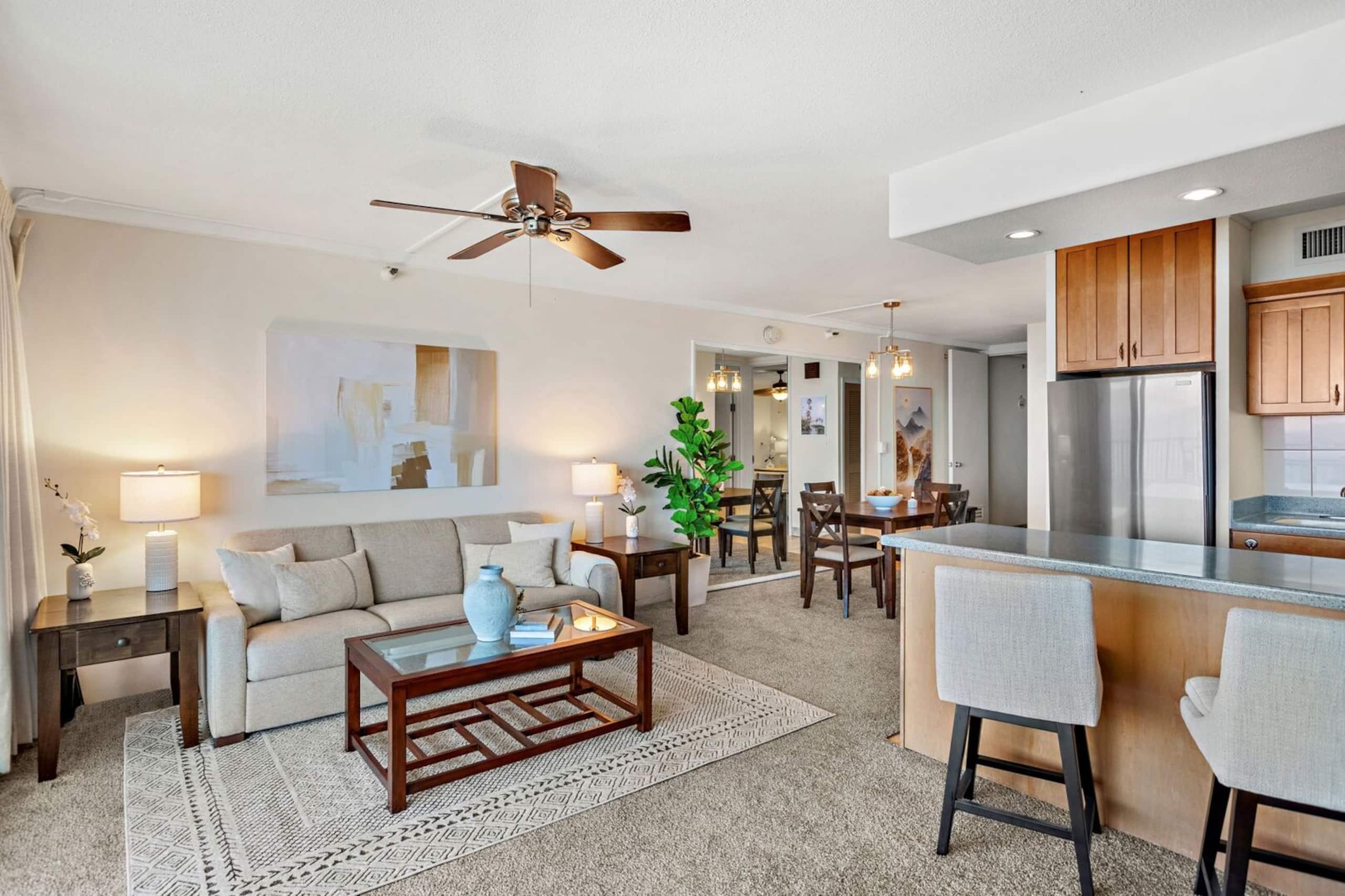 Condo in Lahaina · ★4.75 · 1 bedroom · 2 beds · 1 private bath - Image 11