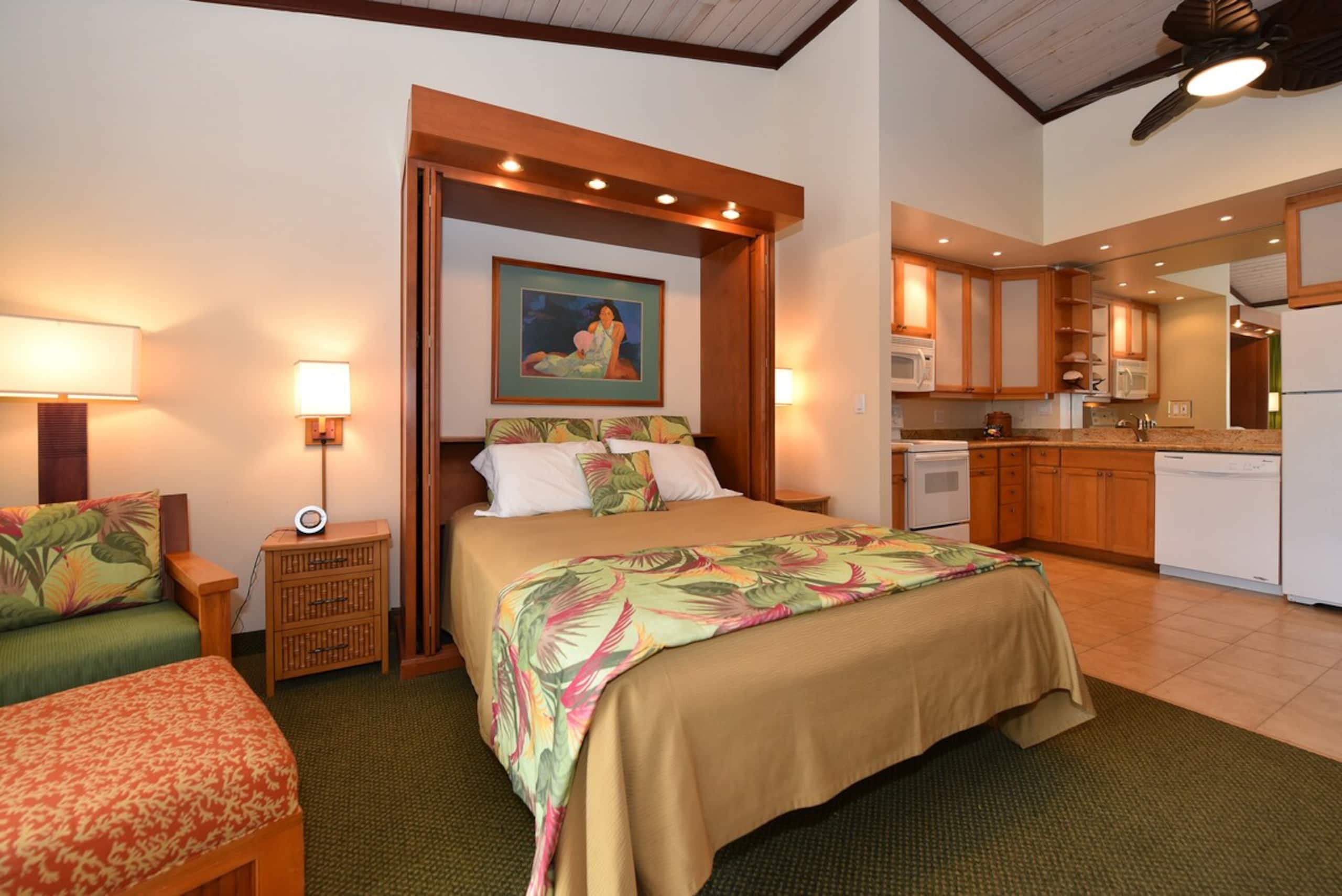 Condo in Lahaina · ★4.71 · 1 bedroom · 3 beds · 1 bath - Image 16