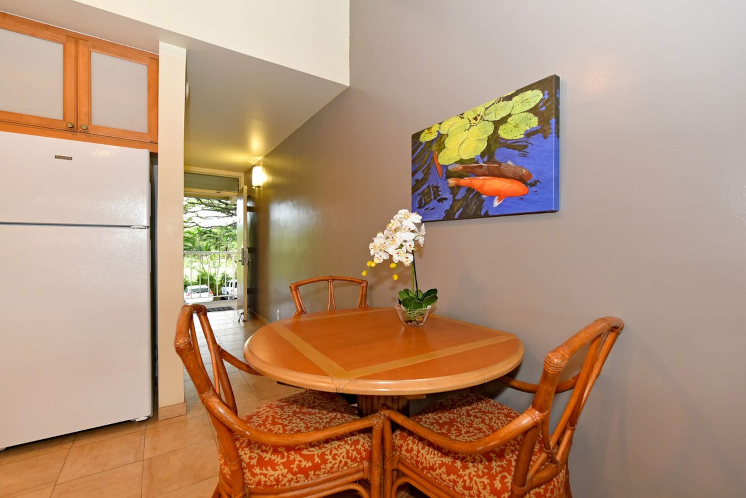 Condo in Lahaina · ★4.71 · 1 bedroom · 3 beds · 1 bath - Image 20
