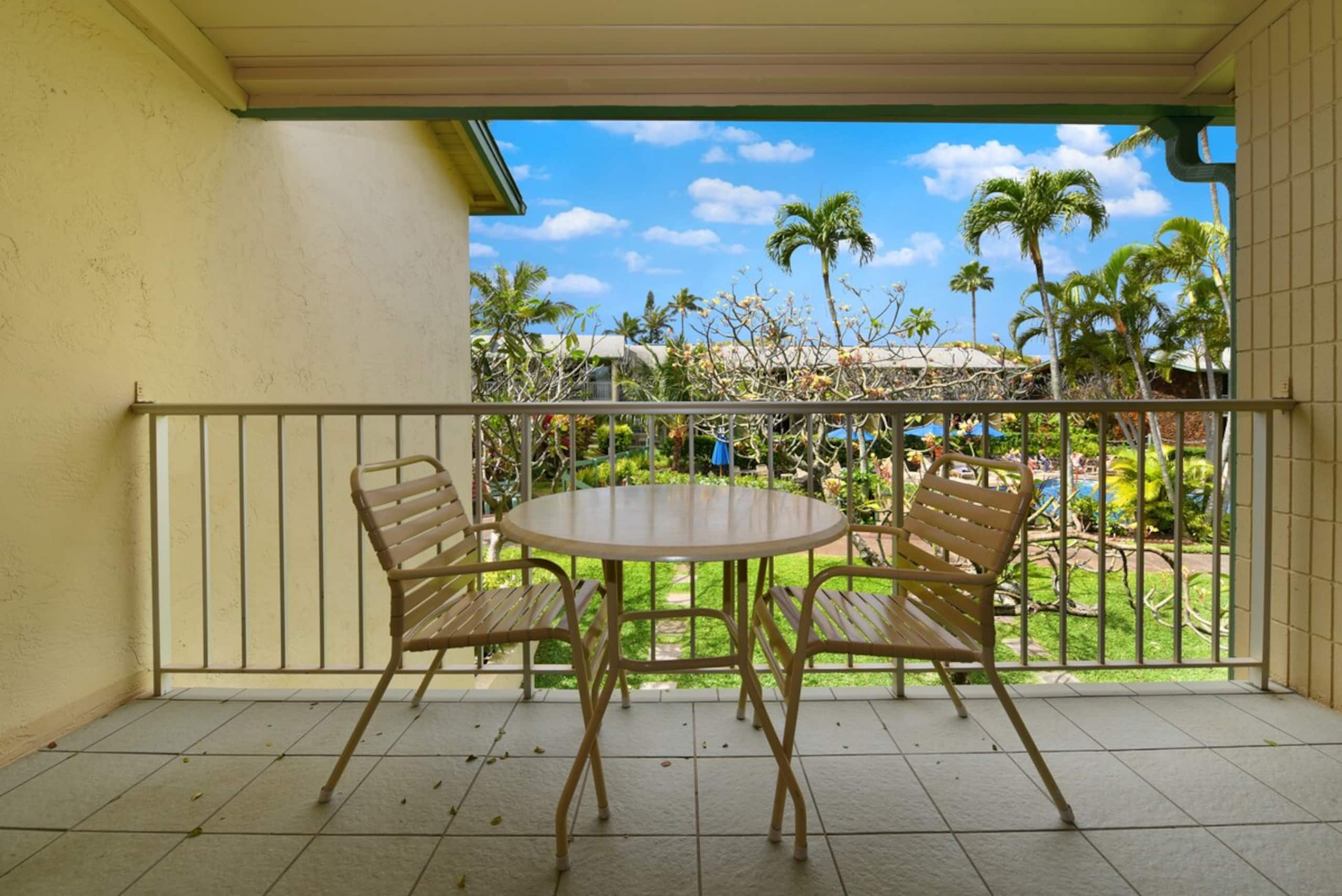 Condo in Lahaina · ★4.71 · 1 bedroom · 3 beds · 1 bath - Image 10