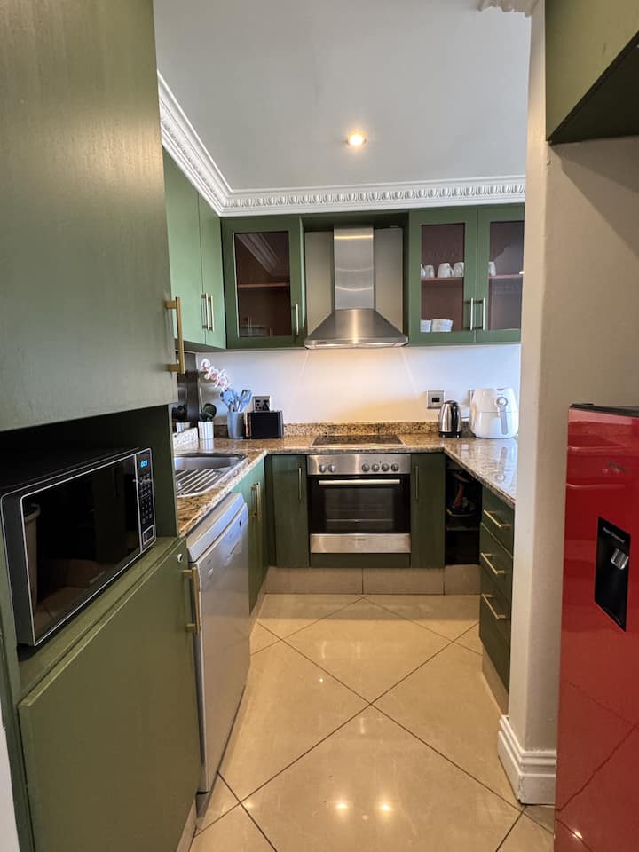 Stunning 2-sleeper Close To Cruise Terminal. - Durban