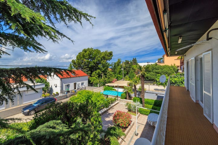 Appartement Acceptant Les Chiens à Seulement 130 M - Novi Vinodolski