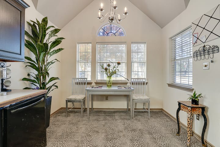 Pet-friendly Fort Worth Home: 8 Mi To At&t Stadium - Arlington, TX