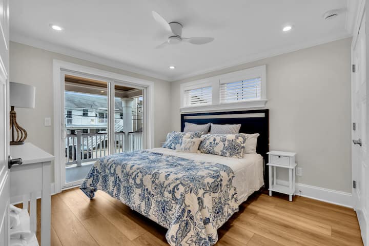 A3B35686-20AC-4346-BF92-E32FF2A2978A_1_201_a