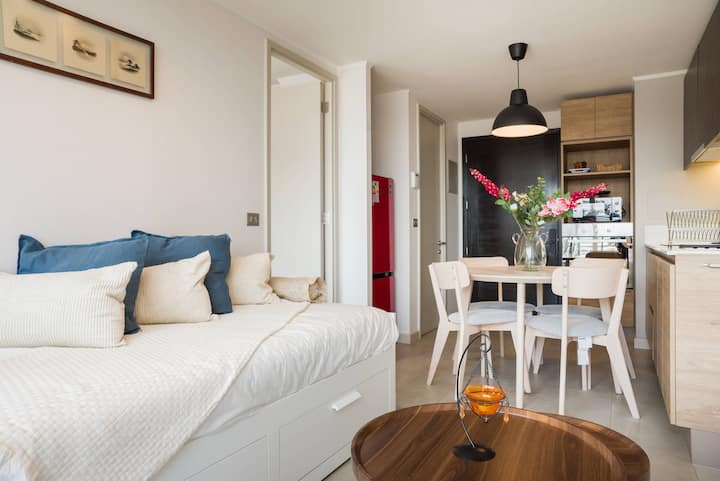 Charming 2br Retreat For Five In Lively Nunoa - Santiago del Chile