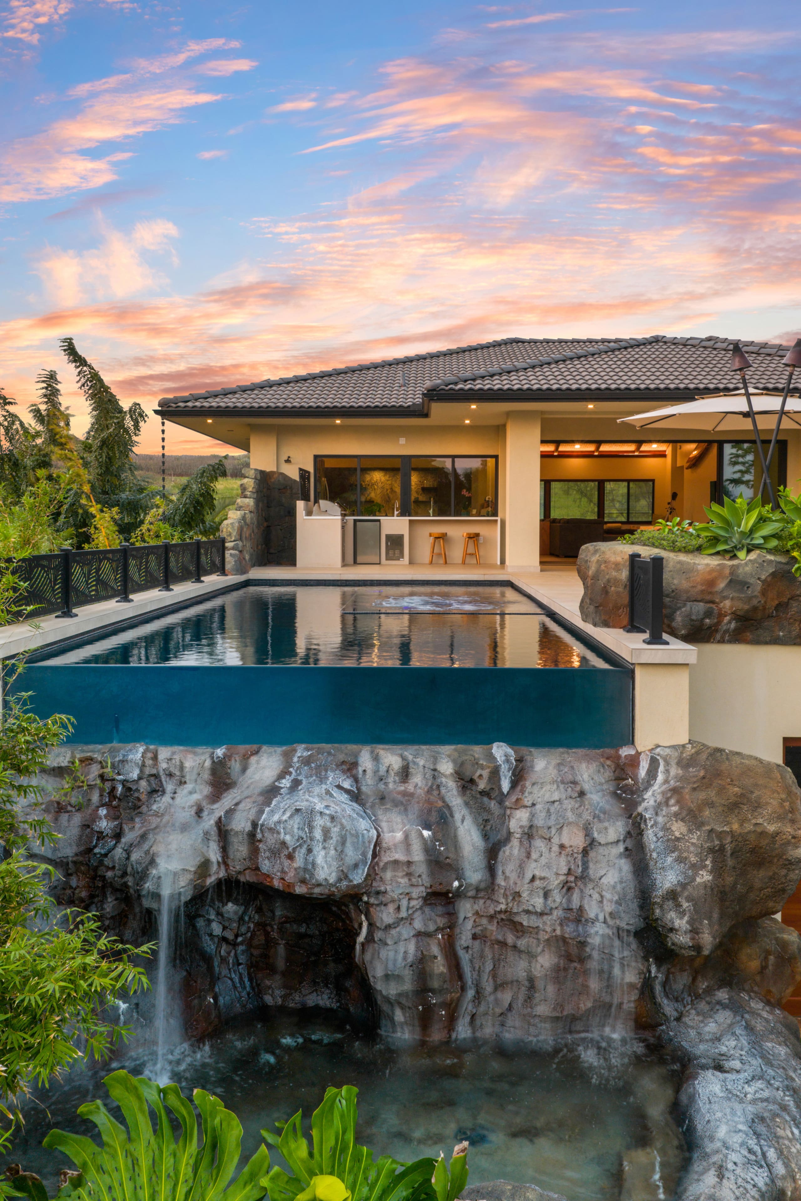 Home in Koloa · ★5.0 · 4 bedrooms · 6 beds · 4.5 baths - Image 7