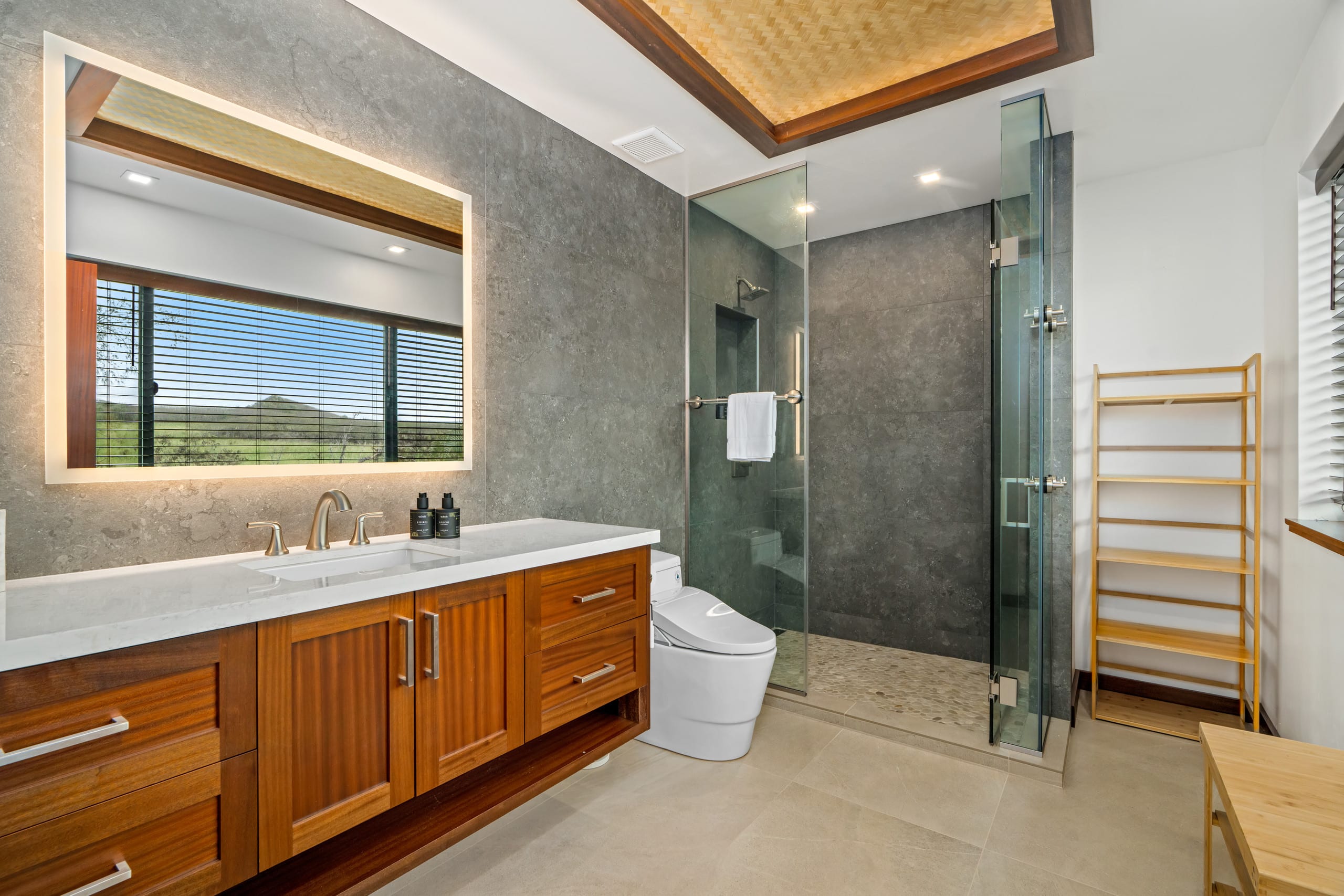 Home in Koloa · ★5.0 · 4 bedrooms · 6 beds · 4.5 baths - Image 45