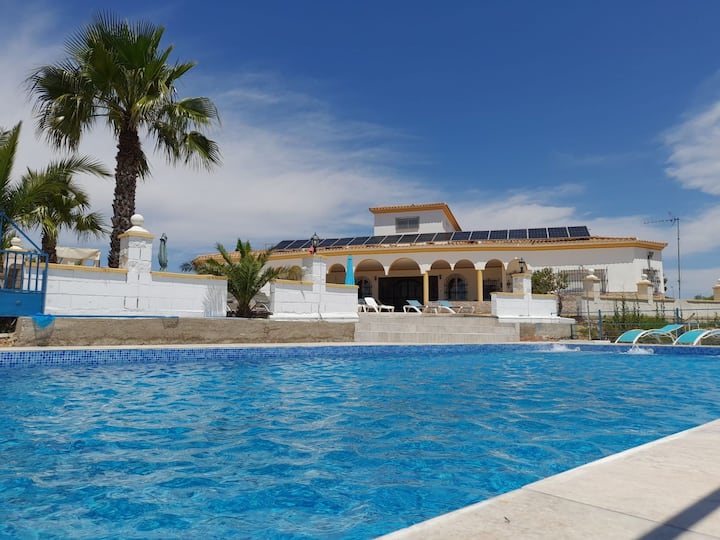 Finca "Chalet Bellavista" By Interhome - Lora del Río
