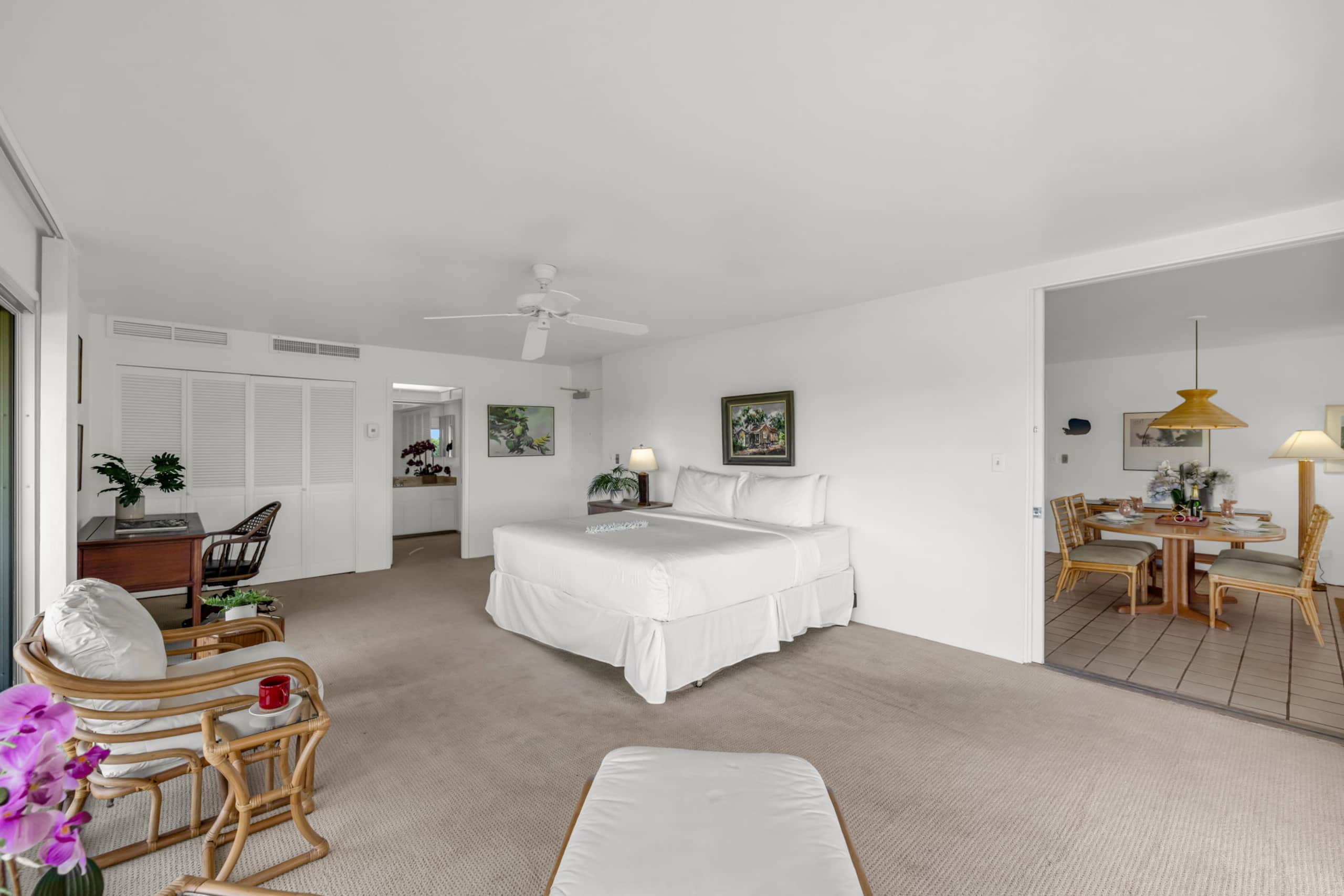 Condo in Lahaina · ★4.83 · 2 bedrooms · 3 beds · 2 baths - Image 16