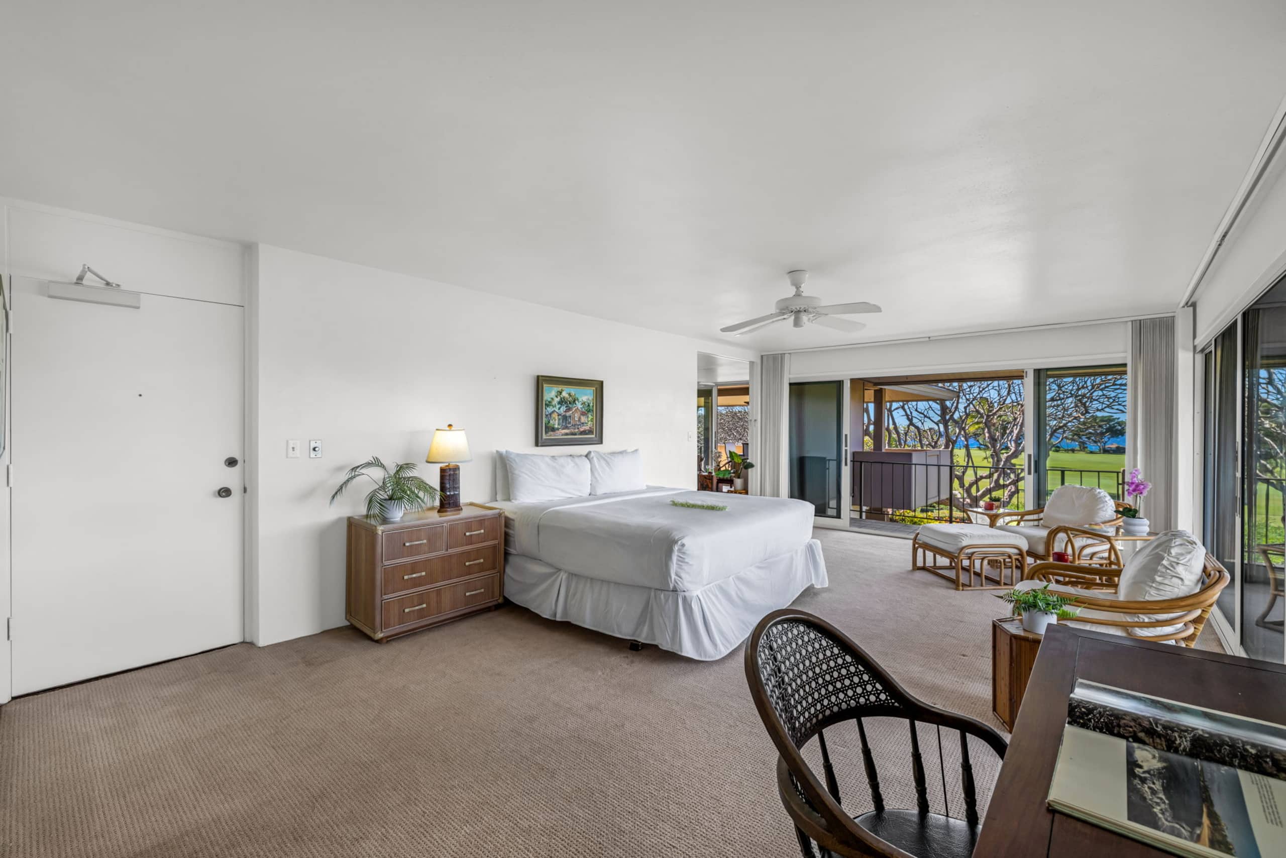 Condo in Lahaina · ★4.83 · 2 bedrooms · 3 beds · 2 baths - Image 14