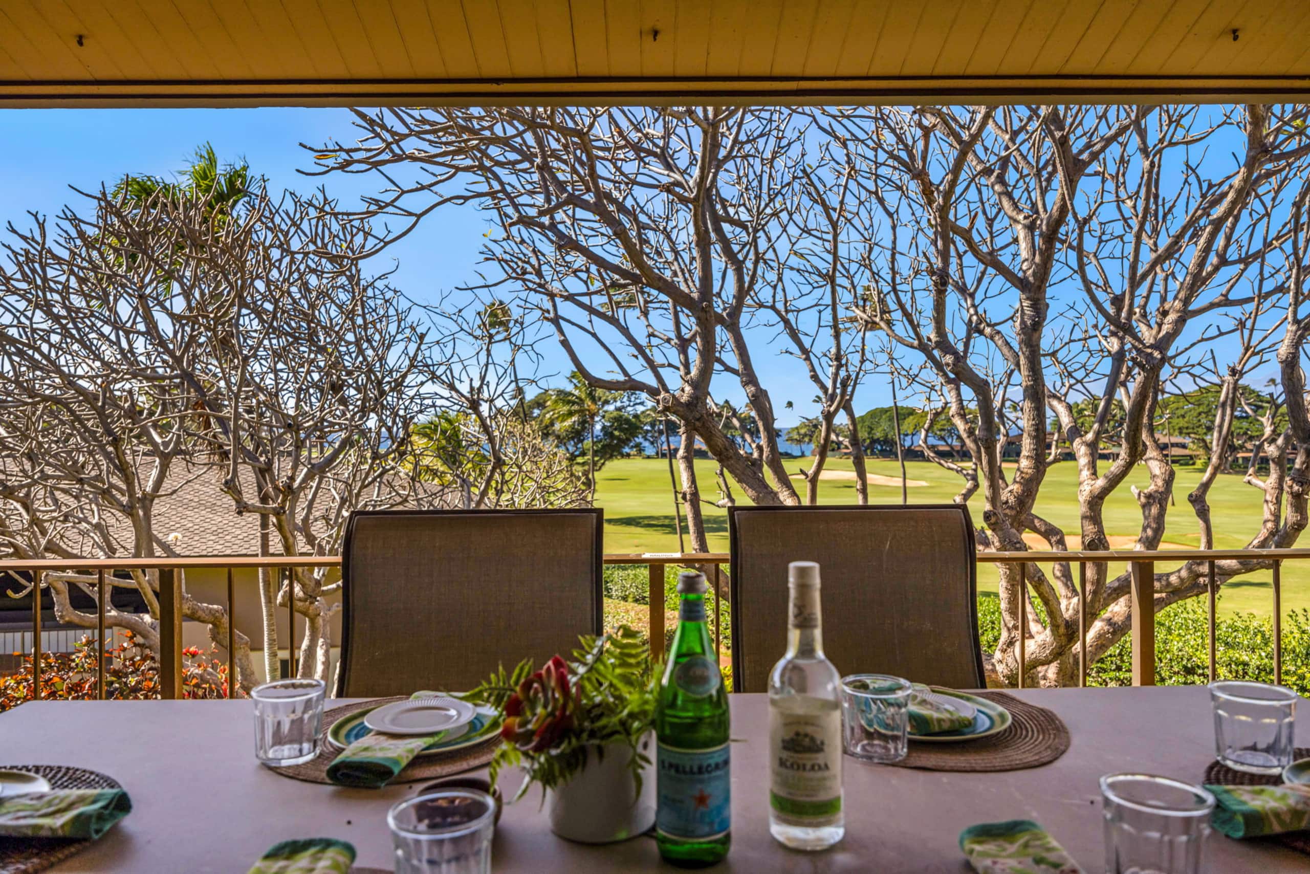 Condo in Lahaina · ★4.83 · 2 bedrooms · 3 beds · 2 baths - Image 36