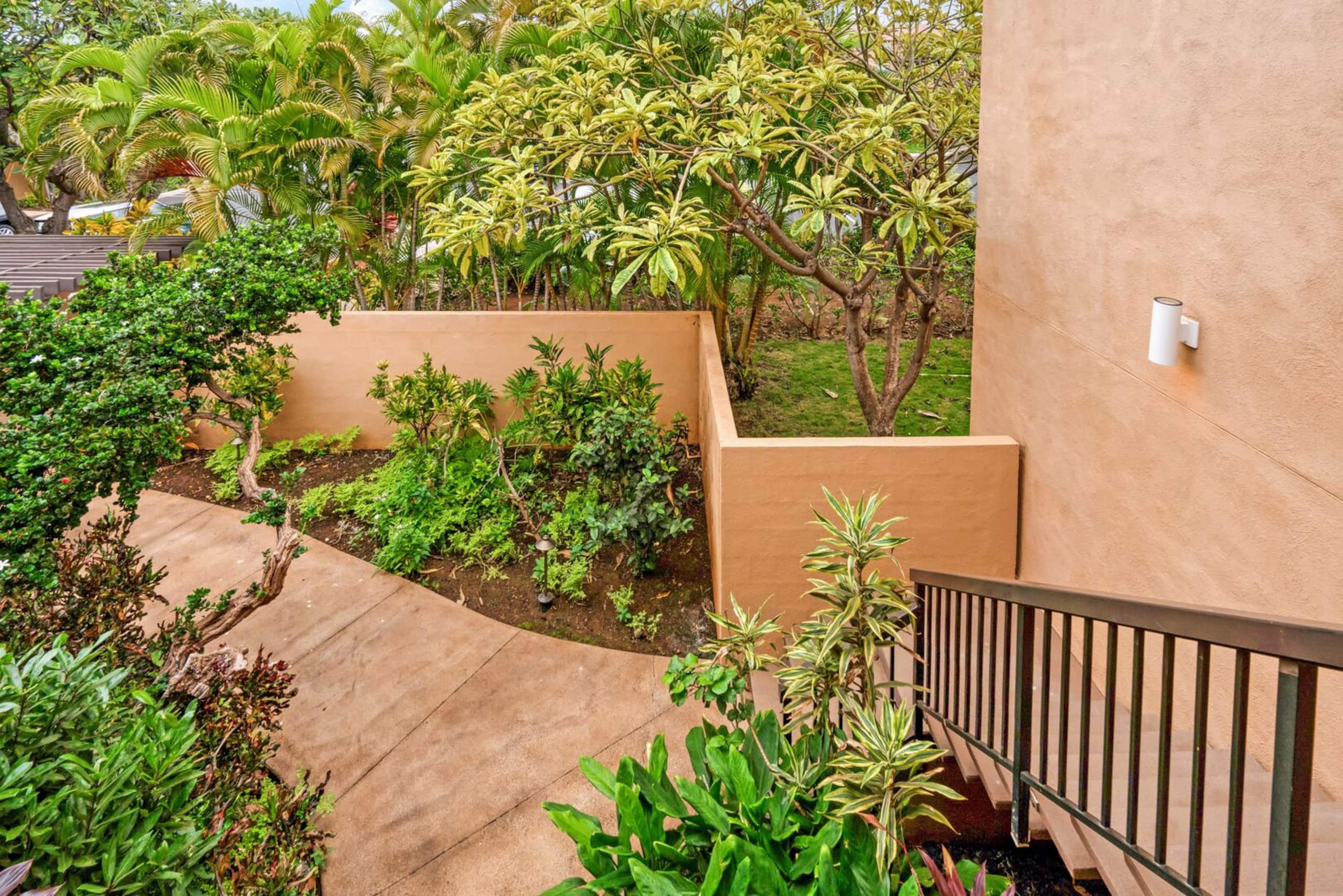 Ocean and Molokini Views by Beach-Wailea Ekahi 13D - Image 35