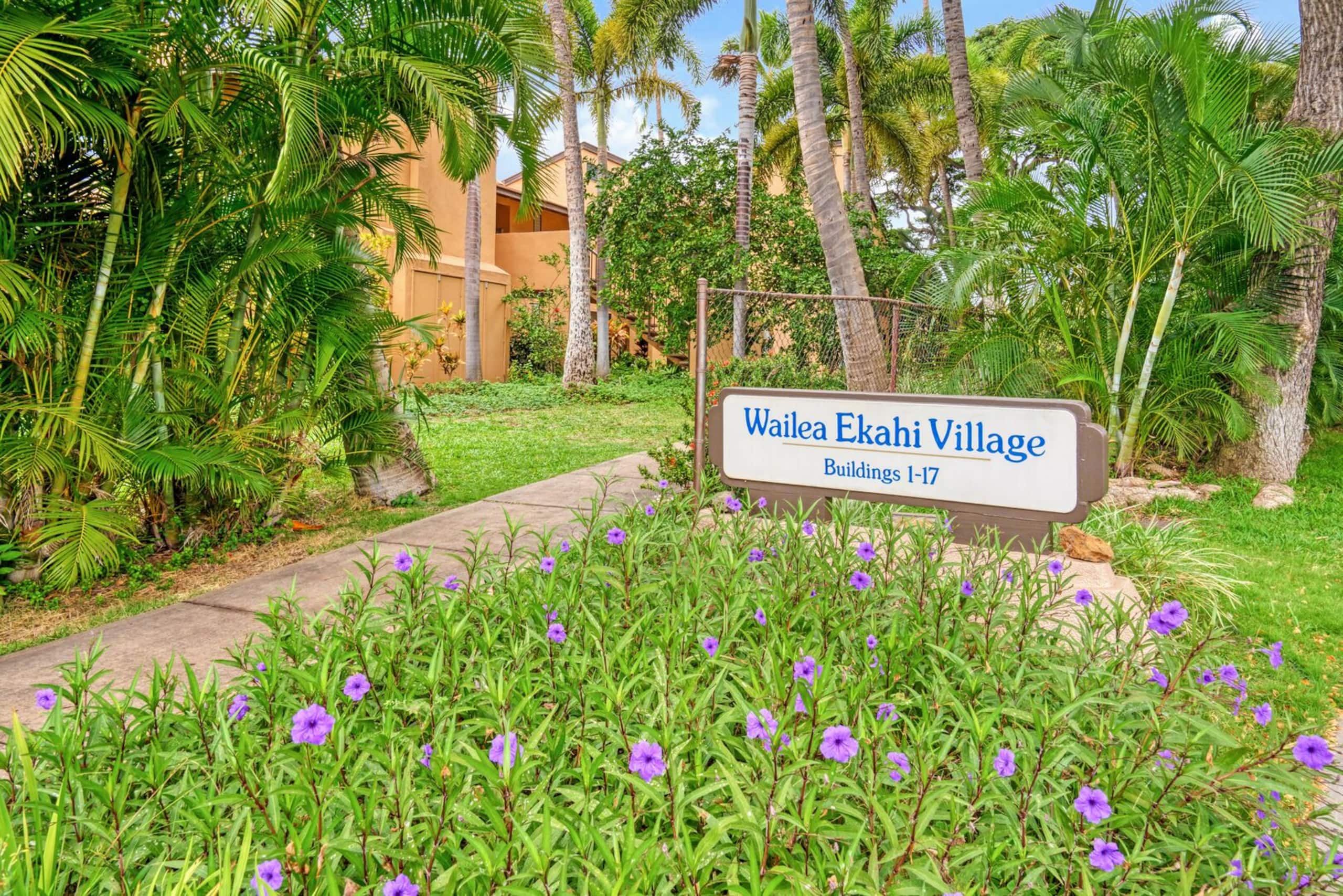 Ocean and Molokini Views by Beach-Wailea Ekahi 13D - Image 56