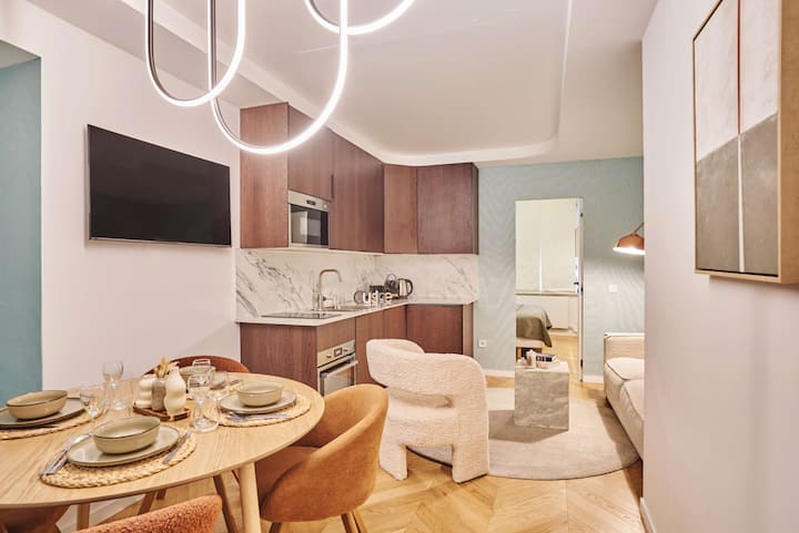 Appartement Rue De Rennes/saint Germain Des Près - Montparnasse