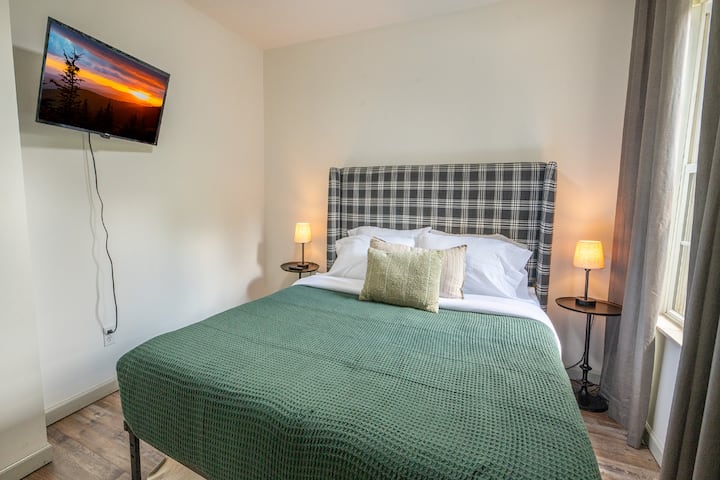 واحدة من غرف نوم دريم بير المريحة