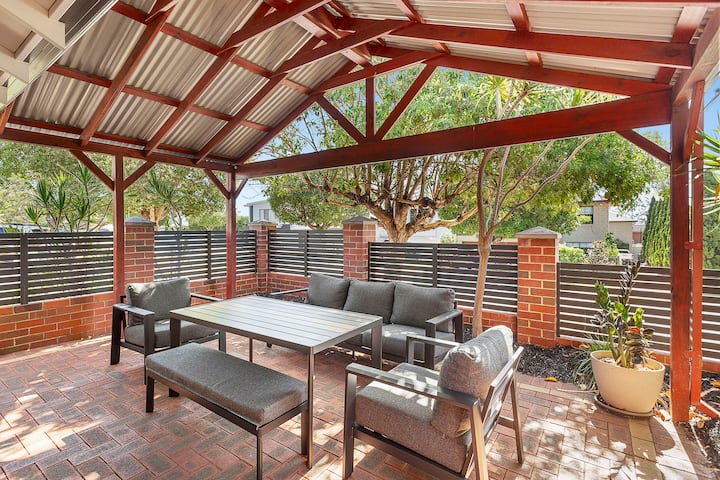 Scarborough Retreat -3brm, 5mins To The Beach - Perth