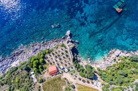 Villa Sea Edge - Three Bedroom Villa with Sea View