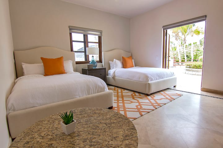 Double bed suite with outdoor access