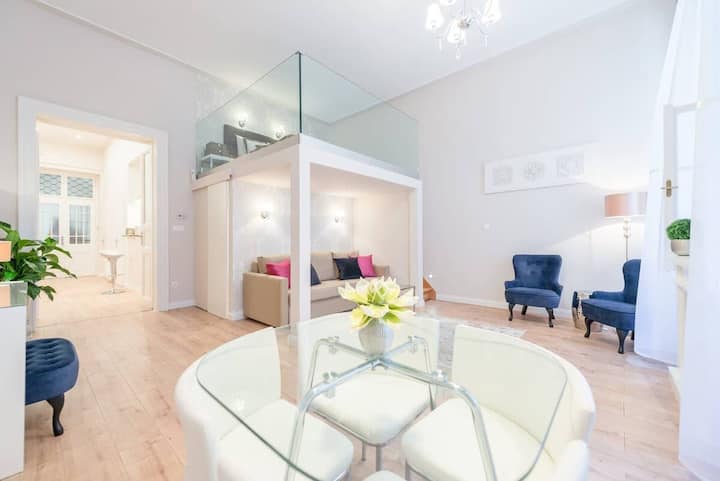 *New* City Centre Luxury - Budapest