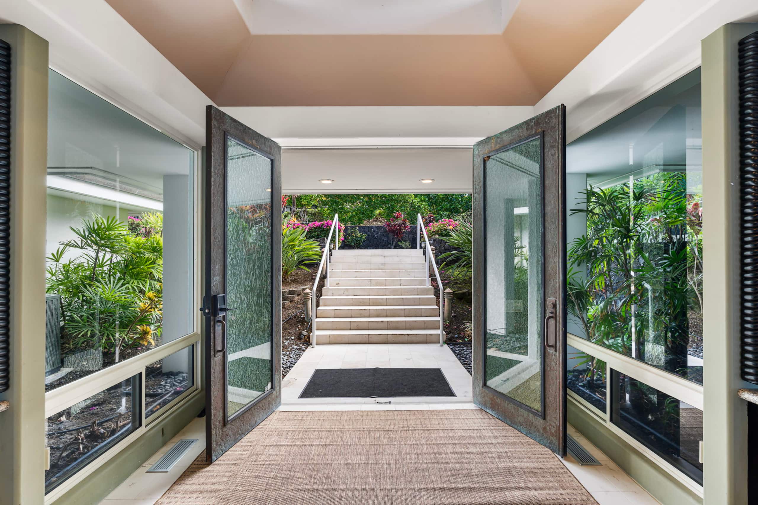 Home in Kailua-Kona · ★5.0 · 3 bedrooms · 5 beds · 3.5 baths - Image 48