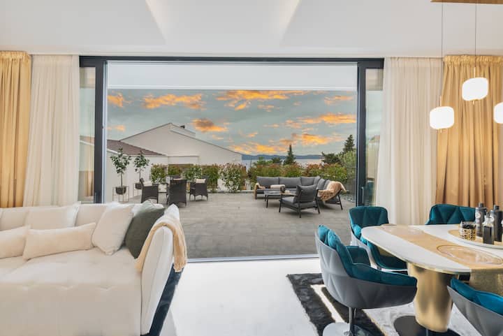 Luxury Matos Estate By Tourist Adria Group - Zadar