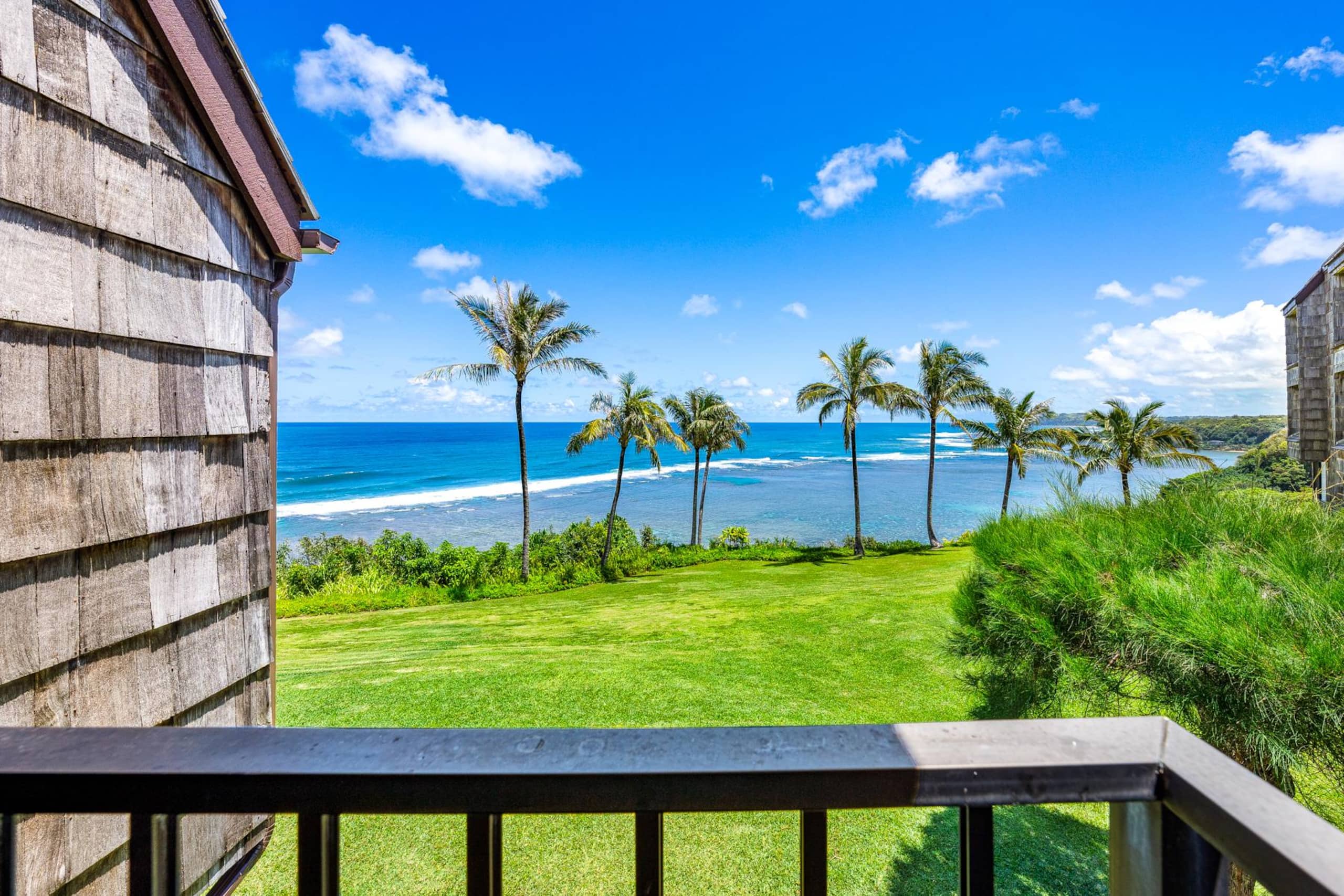 Condo in Princeville · ★5.0 · 1 bedroom · 2 beds · 1 bath - Image 2